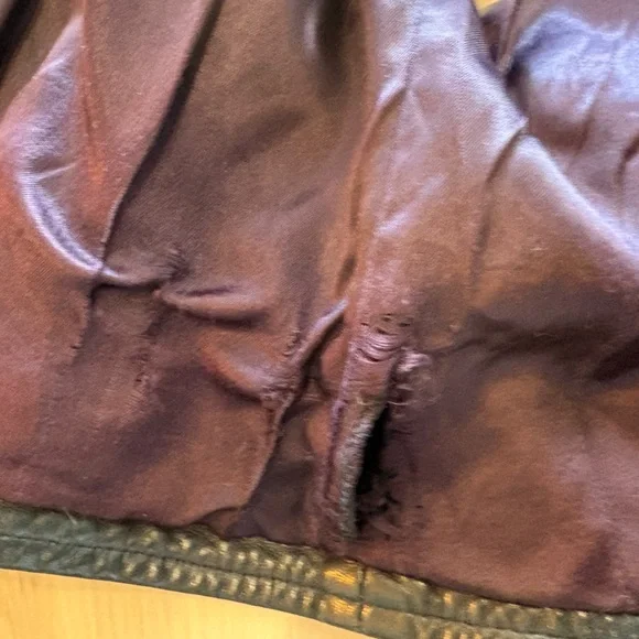 Vintage Danier 100% Leather Zip Biker Jkt, Lined, adjustable straps, Navy, M - Picture 16 of 16